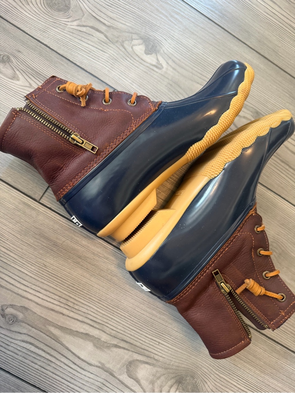Sperry Saltwater Duck Boots Brown Leather Navy Women’s 8 - Picture 8 of 10